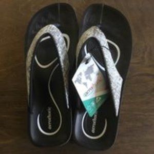 Aerothotic Tan Flip Flop Sandal-Brand New